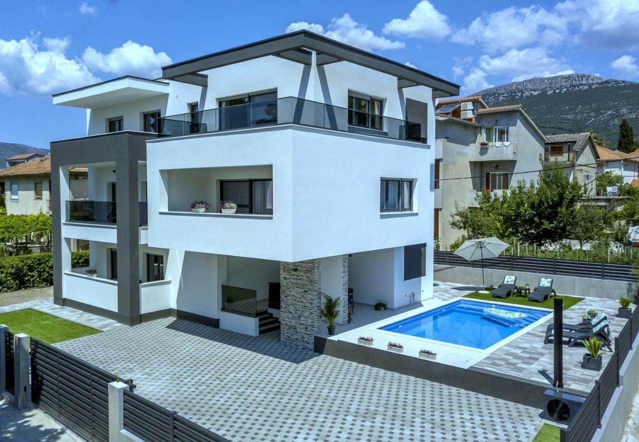 Villa Ema Kastela With Private Heated Pool ภายนอก รูปภาพ