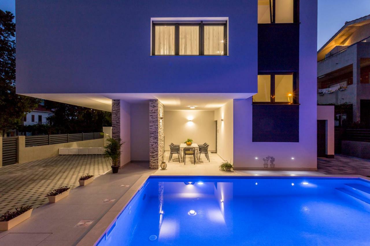 Villa Ema Kastela With Private Heated Pool ภายนอก รูปภาพ